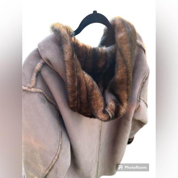 JONES NEW YORK Brown Reversible Faux Fur And Suede Women’s Coat Barley Worn Lg. - Picture 5 of 9